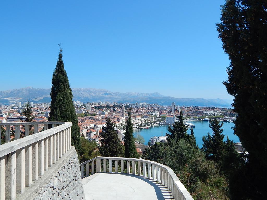 Apartments Moni Split Exterior foto
