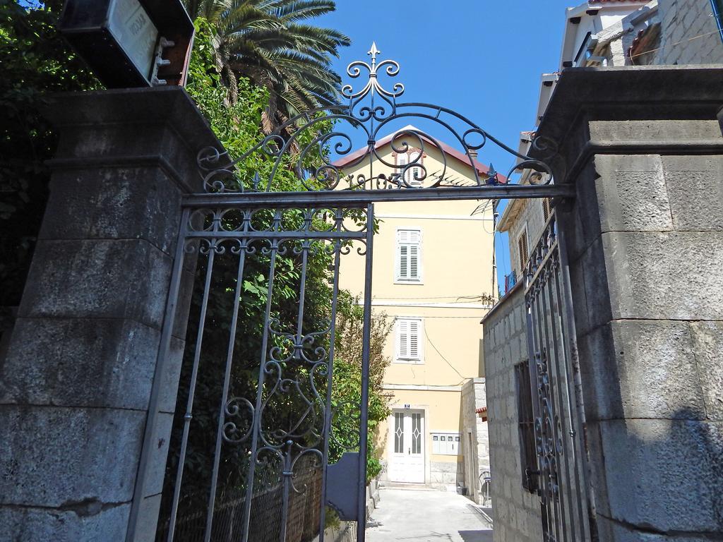 Apartments Moni Split Exterior foto